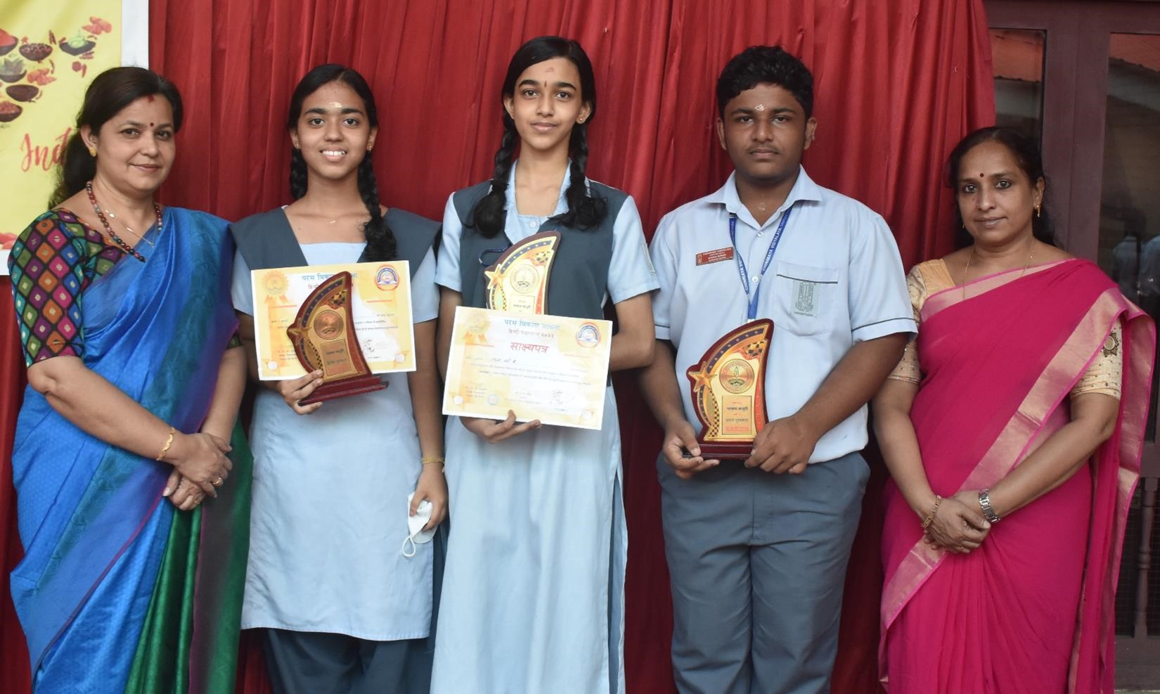 Paramabhattra prize winners